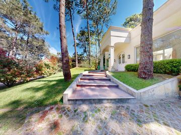 CARILO - Excelente propiedad en ALQUILER y VENTA - Consulte!