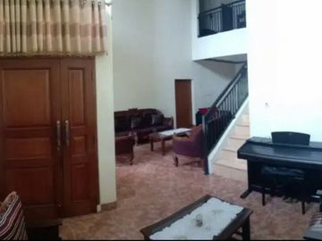 Rumah Dalam Perumahan Dekat Dengan Pondok Surya Ciledug