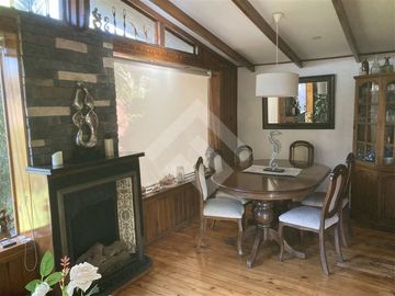Casa en Venta en Enrique Olivares y Rojas Magallanes