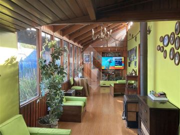 Casa en Venta en Enrique Olivares y Rojas Magallanes
