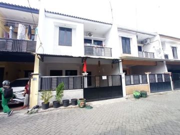 Rumah Dijual Lokasi 2 Lantai di Jl. Mojo, Gubeng Surabaya