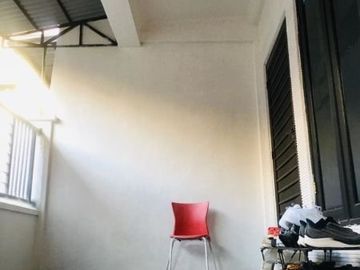 Rumah Dijual Lokasi 2 Lantai di Jl. Mojo, Gubeng Surabaya