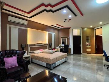 DIJUAL RUMAH MEWAH LUAS di Jl NIAGA DUTA RAYA, PONDOK INDAH