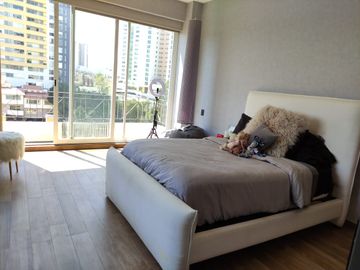 VENTA DE  ESPECTACULAR PENT HOUSE EN VILLA FLORENCE