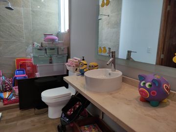 VENTA DE  ESPECTACULAR PENT HOUSE EN VILLA FLORENCE