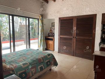 Venta casa Lomas de Atzingo - V293