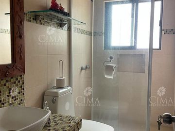 Venta casa Lomas de Atzingo - V293