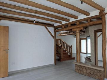 Hermosas casas estilo rústico, 3 dorm., 200m2, jardines, Tumbaco, Santa Rosa