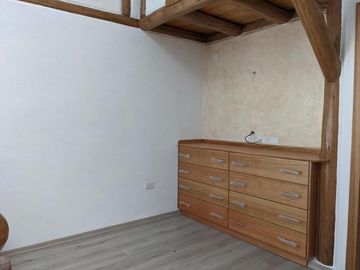 Hermosas casas estilo rústico, 3 dorm., 200m2, jardines, Tumbaco, Santa Rosa