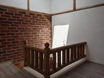 Hermosas casas estilo rústico, 3 dorm., 200m2, jardines, Tumbaco, Santa Rosa
