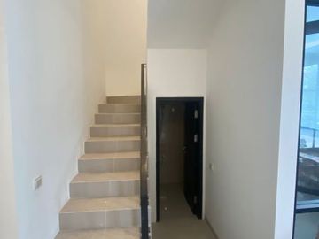 Rumah Premium 1.9 M Selangkah ke HR Muhammad,Pakuwon Mall