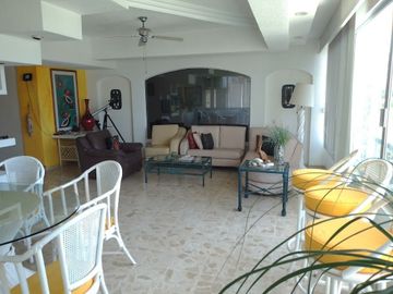 ¡Cálido y acogedor departamento en venta, Acapulco!