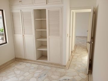 casa en venta en el ingenio ii. Cod V7660