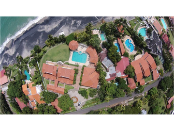 SE VENDE COMPLEJO CASAS Y TERRENO EN CORONADO - 5359DA