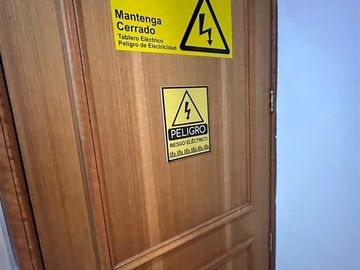 VENTA DERECHOS CENTRO MEDICO 6 BOX + RAYOS PROVIDENCIA
