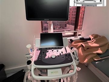 VENTA DERECHOS CENTRO MEDICO 6 BOX + RAYOS PROVIDENCIA