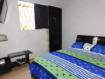 casa en venta en los almendros. Cod V86385