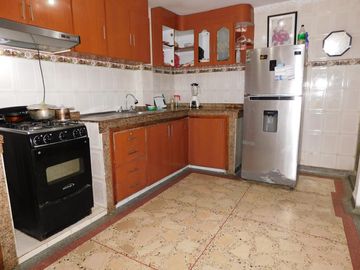 casa en venta en los almendros. Cod V86385