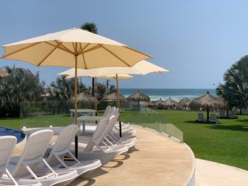 CASA EN VENTA EN ACAPULCO CON ALBERCA Y CLUB DE PLAYA