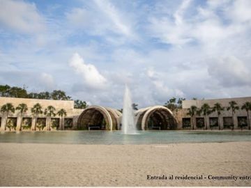 Condominio 2 recamaras + estudio, con club de playa, campo de golf, amenidades e