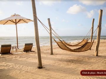 Condominio 2 recamaras + estudio, con club de playa, campo de golf, amenidades e