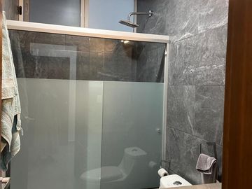 CASA CON ALBERCA EN CERRADA DEL PEDREGAL, SLP