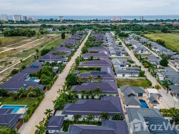 Luxury 3-Bedroom Pool Villa in Hua Hin at Palm Villas(HV299)