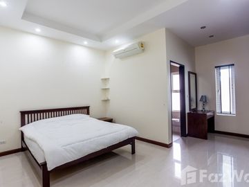 Luxury 3-Bedroom Pool Villa in Hua Hin at Palm Villas(HV299)