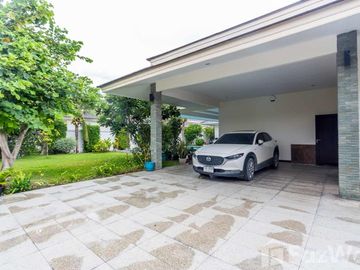 Luxury 3-Bedroom Pool Villa in Hua Hin at Palm Villas(HV299)