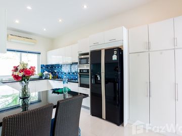Luxury 3-Bedroom Pool Villa in Hua Hin at Palm Villas(HV299)
