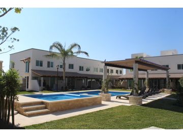 Casa 3 recácamaras, con  alberca en condominio, Xochitepec, Mor.