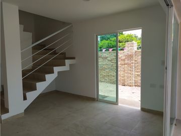 Casa 3 recácamaras, con  alberca en condominio, Xochitepec, Mor.