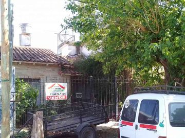 Casa para 2 Familias en venta en Paso del Rey Norte