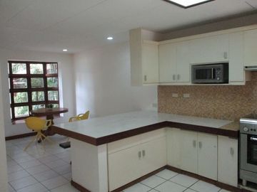 House for rent in Cebu City, Gated step away to malls, rented