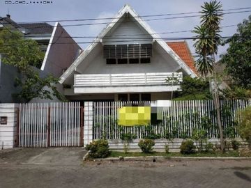 Rumah LAMA TERAWAT, Murah di Klampis Anom Wisma Mukti hadap timur