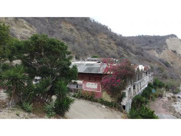 ¡Invierte en el Paraíso Costero! Terreno Único de 1.6 has en Pto Cayo.