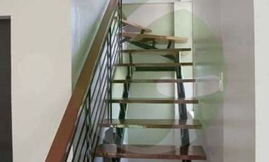 Luxurious Single Detached house in Sola Plains Dos