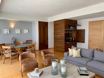 DEPARTAMENTO EN MAGNÍFICO DESARROLLO DE BOSQUES DE LAS LOMAS