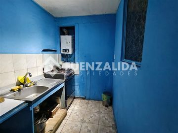 Casa en venta de 13 dorm. en Pudahuel negocio