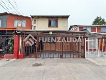 Casa en venta de 13 dorm. en Pudahuel negocio