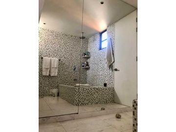 VENDO ESPECTACULAR APARTAMENTO 285MTS, 4 ALCOBAS CON BAÑO, EL PRADO