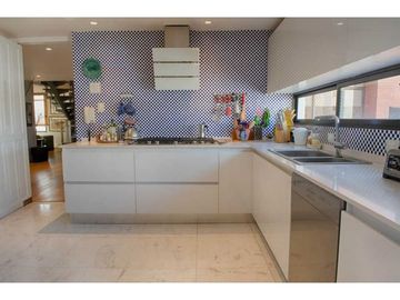 VENDO ESPECTACULAR APARTAMENTO 285MTS, 4 ALCOBAS CON BAÑO, EL PRADO