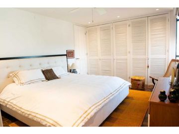 VENDO ESPECTACULAR APARTAMENTO 285MTS, 4 ALCOBAS CON BAÑO, EL PRADO