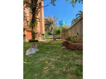 VENDO ESPECTACULAR APARTAMENTO 285MTS, 4 ALCOBAS CON BAÑO, EL PRADO