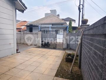 Di Jual Rumah Duta Garden Hook