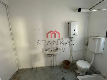 Casa en Venta en Avenida Angamos 1311