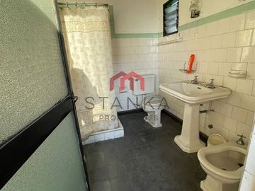 Casa en Venta en Avenida Angamos 1311