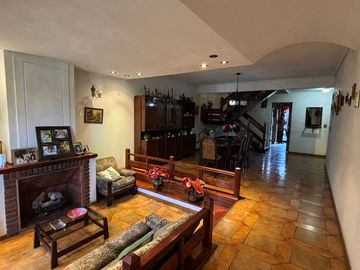 Chalet en venta en Piñeyro