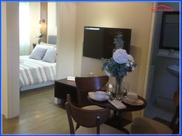 4SALE: 2 BEDROOM W/LAUNDRY CUBICLE @FUTURA CENTRO-STA. MESA