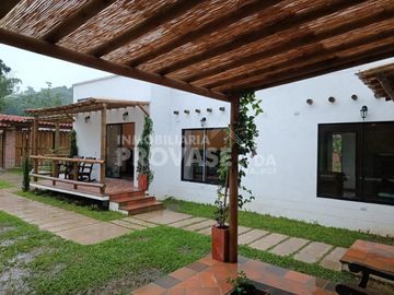 CASA CAMPESTRE en VENTA en Chinácota El Alto